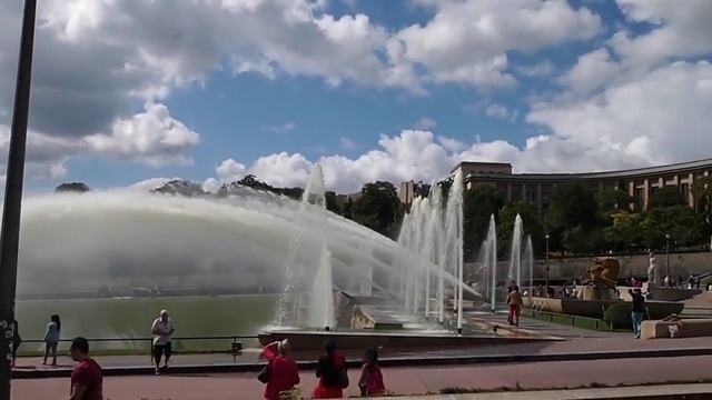 Impressionen: Interrail-Trip (Brüssel, Brügge, Paris, Donostia-San Sebastián, Barcelona) смотреть онлайн