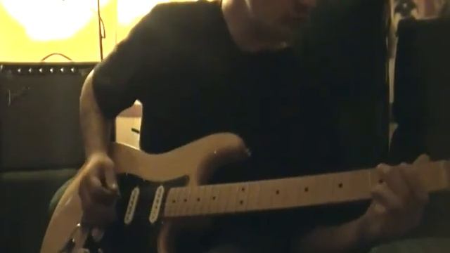 Fender Classic Series 70s Stratocaster Reissue смотреть онлайн