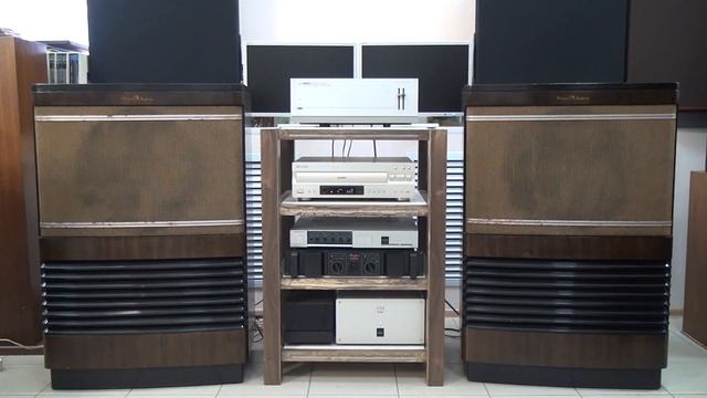 Прибой-50УМ-204С ламповый стереофонический усилитель. Производство СССР. смотреть онлайн