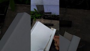 Крепление околооконной планки