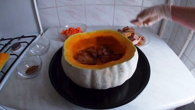Тыква фаршированная с мясом и рисом в духовке. Плов в тыкве.
