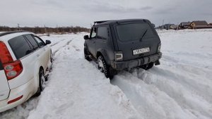 Нива  с блокировками и раздаткой 3к1 и Ховер оффроуд