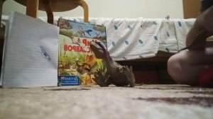 тирекс из мир и парка юрского периода ?