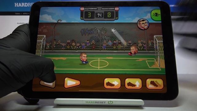 Head Ball 2 gameplay on iPad Mini 2021 - Device Test смотреть онлайн