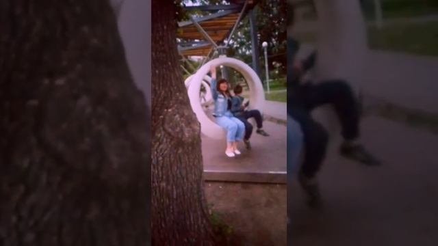 Парк им. Терешковой ??Качели⤴️⤵️Фонтан⛲ смотреть онлайн