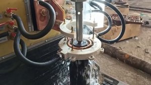 Закалка шлицевого вала на универсальном закалочном станке СЗУ-2012.mp4