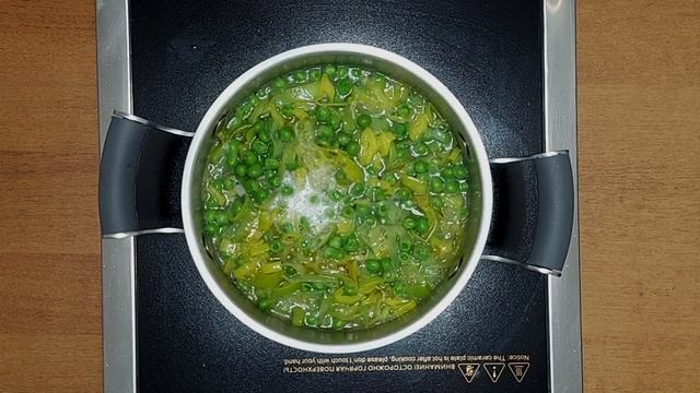 Легкий, вкусный и простой в приготовлении. Гороховый крем-суп. смотреть онлайн
