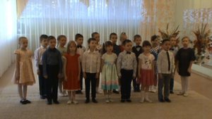 Хор «Калинка» - муз. Т. Попатенко, сл. Е. Авдиенко «Листопад»