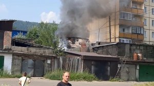 Бодайбо поджог гаражей