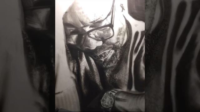 Charcoal Drawing Time Lapse - Lee Daniels Portrait Part 2