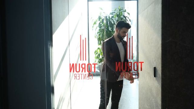 Inside A Residence With MIND-BLOWING BOSPHORUS VIEW In The Heart Of Istanbul смотреть онлайн