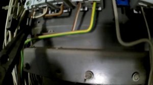 Как поменять автомат не вызывая электрика?