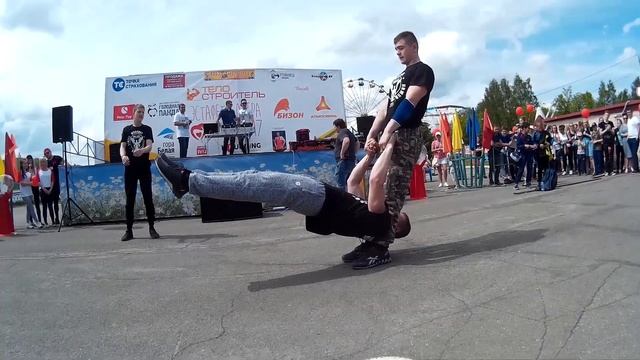 Показательное выступление Воркаут Нижний Тагил | Эстафета добра смотреть онлайн