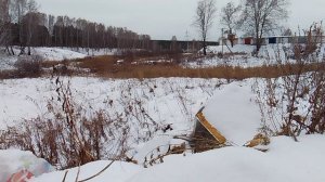 Завядающие поля за гаражами