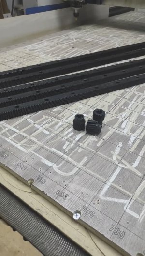 косозубые или прямозубые. делаю подарок своему кормильцу Фëдору)))