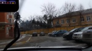 Форсунки омывателя Toyota 85381-34030 на Outlander XL. Справа штатная.