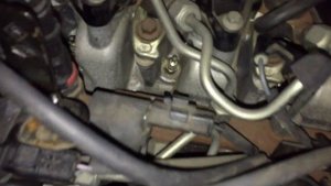 Замена свечей накала Рено Меган 3 K9K 836 1.5 Dci 81 КВт / 110 Л (Renault Megane 3 K9K 1.5Dci)