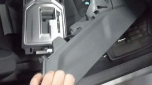 Subaru Forester где находиться блок srs