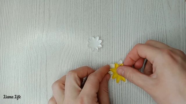 Простой и ЯРКИЙ БАНТИК??МК Резинки, заколки на весну/DIY смотреть онлайн