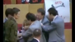 Как родная меня мать провожала