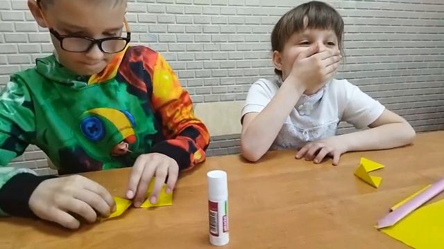 Поделка на праздник День Космонавтики "Ракета" смотреть онлайн