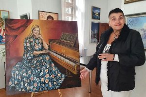 Картина под обстрелом. 
Художница из Донецка служила в ополчении и выжила в плену.