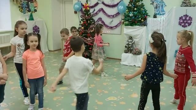 Новогодний калейдоскоп - 2021. «Снежинки и Снеговики». Школа № 2083 смотреть онлайн