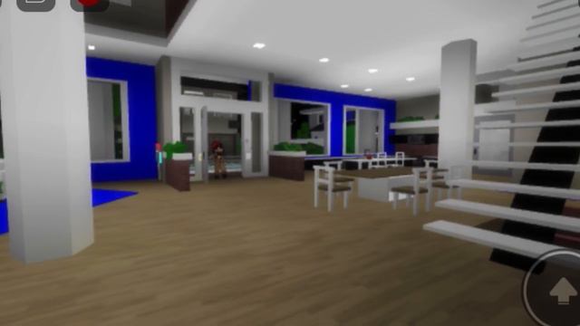 😱 КТО-ТО ЖИВЁТ в моём ДОМЕ !! смотреть онлайн