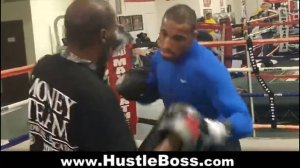 J'Leon continues to put in work with Roger Mayweather [Mayweather Boxing Club - December 2012]
