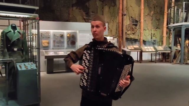 Акция "Подарок ветерану": О. Джойс - Вальс "Осенний сон". Исп.: Сердюков Вячеслав Владимирович смотреть онлайн