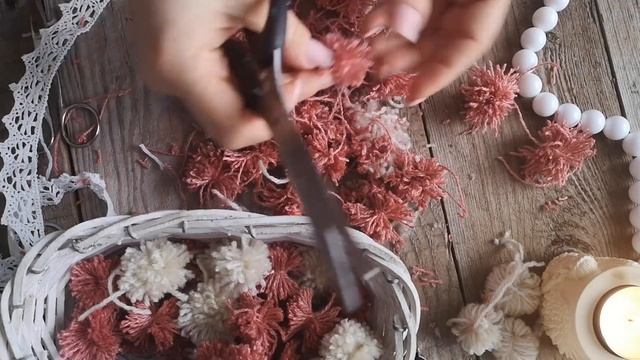 DIY.Сердце из помпонов к дню святого Валентина своими руками.Heart of pompons for Valentines Day