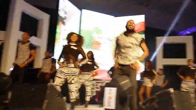 Pepsi Weekend Takeover Jay Jay Okocha Favourite song смотреть онлайн