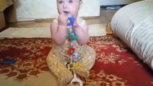 Малыш 6 месяцев разговаривает.