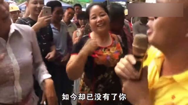 光哥演唱第一次見你我就愛上你情感太豐富唱出自己內心的想法桂平光哥