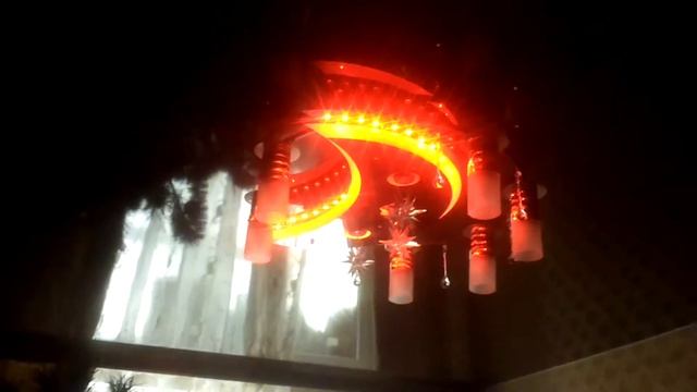 Дизайн натяжного потолка в комнате зал в чешке 2018 Room design with stretch ceiling смотреть онлайн