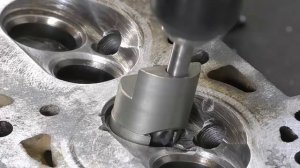 Новая приблуда для замены сёдел клапанов .