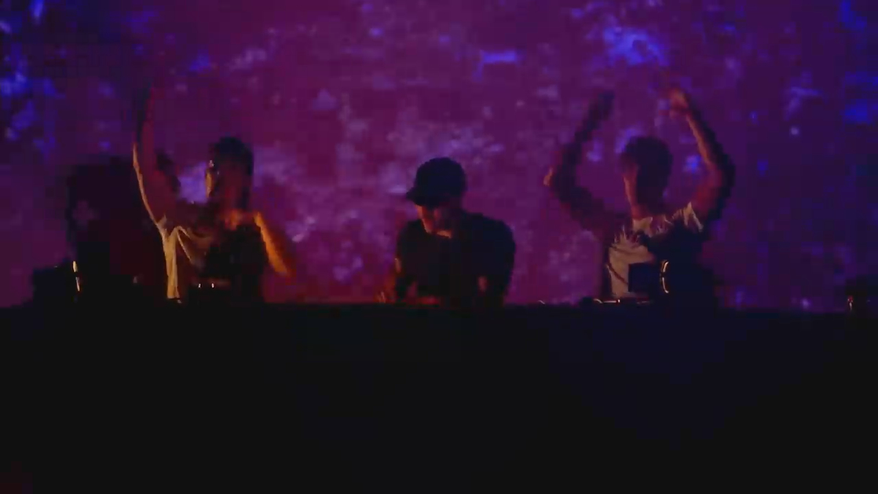 Defqon.1 2018 - Headhunterz playing Sound Rush - Look At Us Now смотреть онлайн