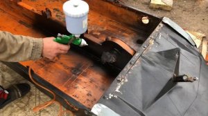 Покрасил Раму Снегохода Буран, Разобрал ходовую.