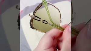 Очки солнцезащитные