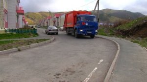 Новые евроконтейнеры и мусоровозы