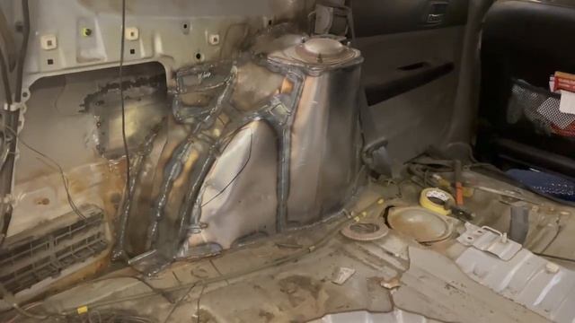 Сварочные работы. Восстановление задних стаканов Subaru Forester ? смотреть онлайн