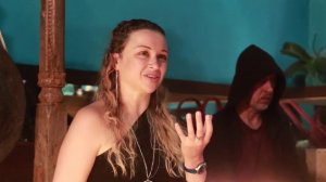 Почему нас притягивает к другому человеку? Как превратить это влечение в духовную практику?