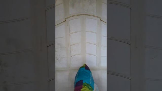 Как надеть блузку через верх и не испачкать её косметикой? смотреть онлайн