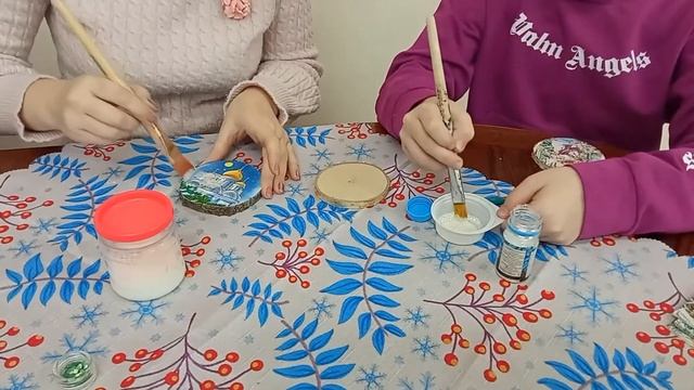 "Рождественская игрушка", мастер-класс по декупажу смотреть онлайн