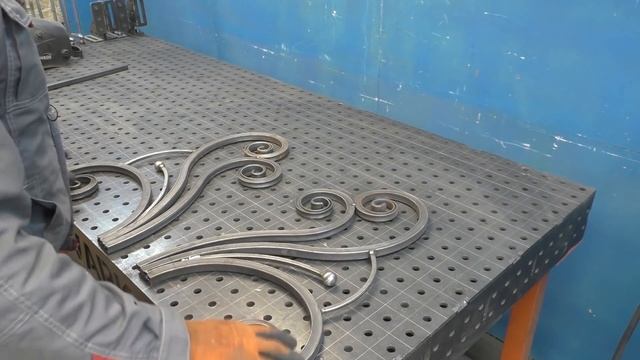 ПОТРАТИЛ 500 ЗАРАБОТАЛ 4000! Работа с профильной трубой смотреть онлайн