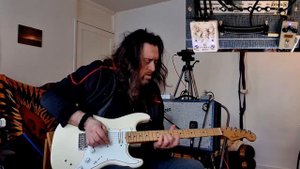 Keeley 1962 - Caverns - Supro RK1970 - Fender Ed O Brien Strat
