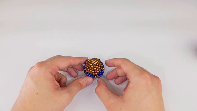 Собираем фигуры из магнитных шариков – Forceberg Cube смотреть онлайн