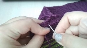 Тапочки спицами. Следки одним полотном. Очень просто!