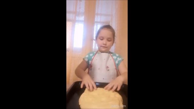 Пирог со смородиной от Адельшиновой Карины,7лет смотреть онлайн