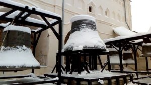 Колокольный перезвон на Звоннице Софийского Собора в Великом Новгороде.mp4